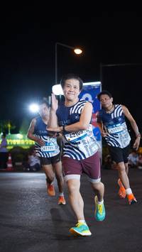 BIB: 1109830, 41785, 42108, 43575
                            <button type="button" onclick="openModal(23030036)" class="btn btn-primary btn-sm float-right btn-popup" data-toggle="modal" data-target=".modal-high-quality">
                        <i class="fas fa-shopping-cart"></i> Add to Cart
                    </button>
                                            <button type="button" onclick="isThisMe(23030036, true)" class="btn btn-success btn-sm float-right btn-popup btn-isme hidden" data-toggle="tooltip" data-placement="bottom" title="นี่คือรูปของคุณใช่ไหม คลิกที่นี่เพื่อเอาเข้าอัลบั้ม">
                        <i class="fas fa-plus"></i> Add to album
                    </button>
                    <button type="button" onclick="isThisMe(23030036, false)" class="btn btn-warning btn-sm float-right btn-popup btn-isnotme hidden">
                        <i class="fas fa-ban"></i> Remove from album
                    </button>